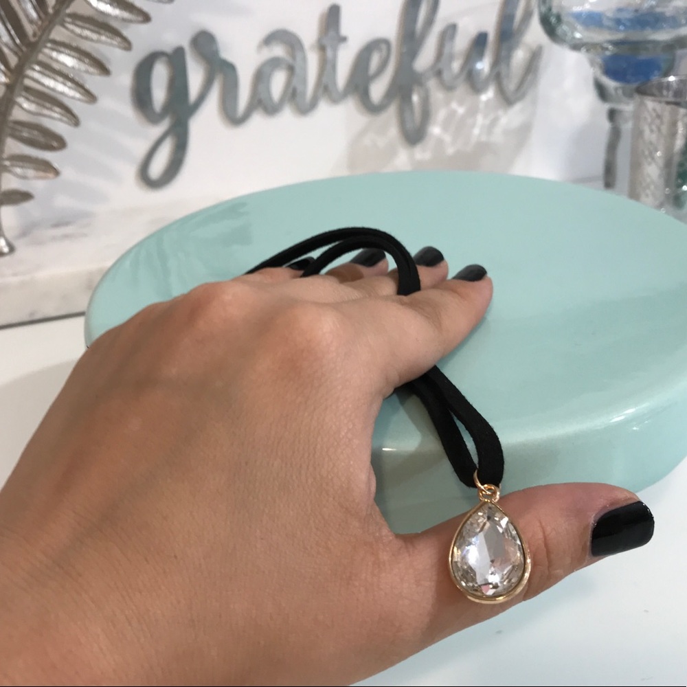 NEW!💙💎GORGEOUS! BLACK CHOKER CLEAR TEARDROP!💎💙 - Picture 1 of 3